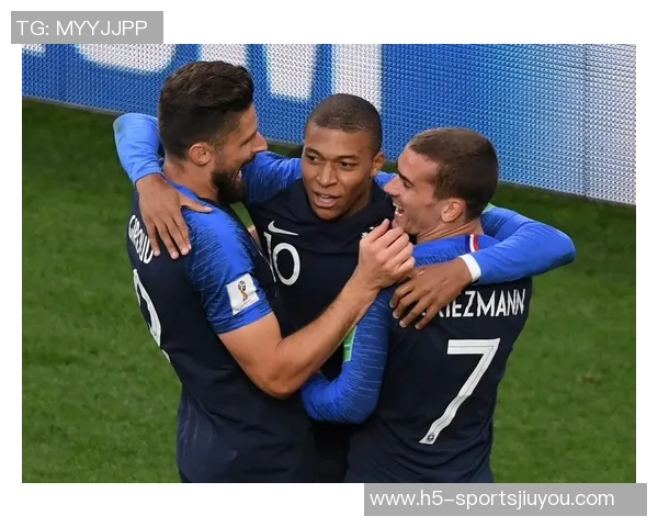 格列兹曼34岁逆袭获2025金足奖击败姆巴佩罗德里等众星